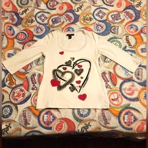 WHITE HOUSE BLACK MARKET White 3/4 Sleeve Heart Themed Top Size M